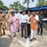 डीएम-एसपी द्वारा सावन माह के दृष्टिगत मंदिरों का किया गया निरीक्षण